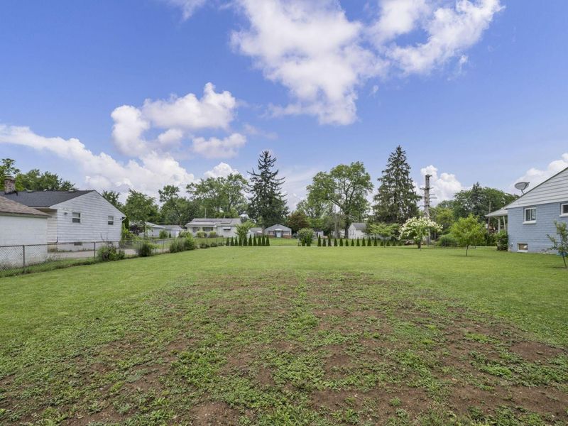 1873 Ferris Road , Columbus, OH 43224 Photo 7