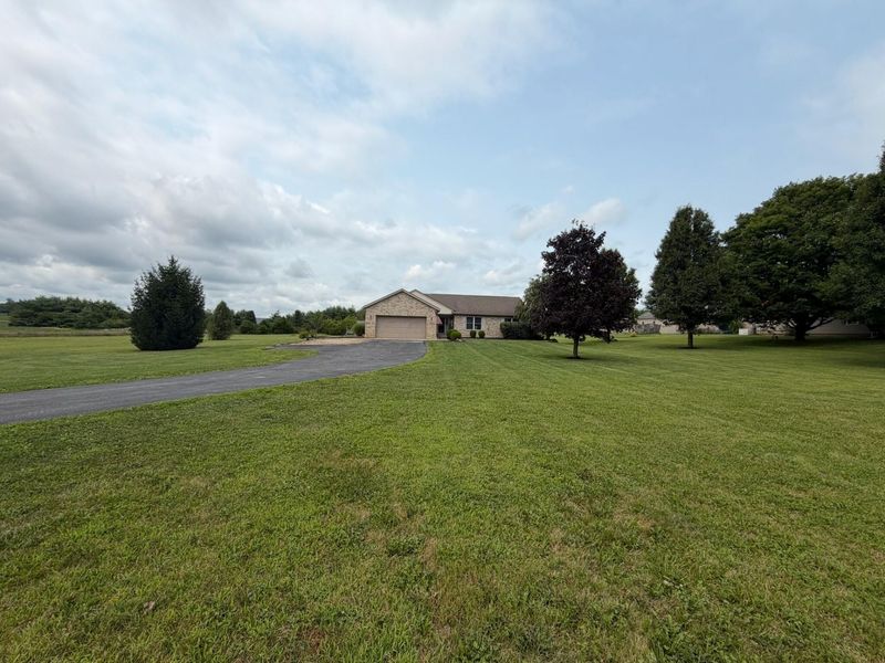 9362 State Route 161, Mechanicsburg, OH 43044 Photo 3