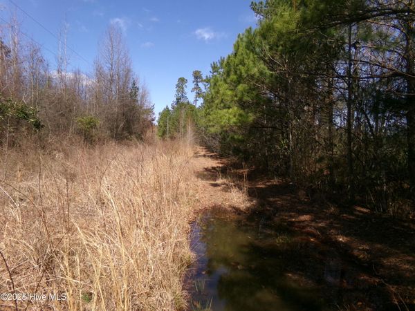 4766 Old Wire Road , Red Springs, NC 28377