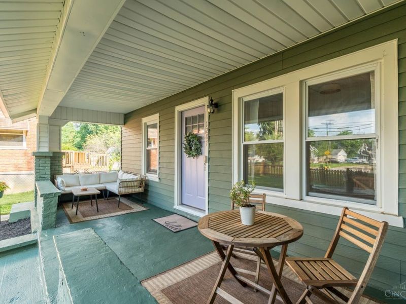 1287 W Galbraith Road, North College Hill, OH 45231 Photo 3