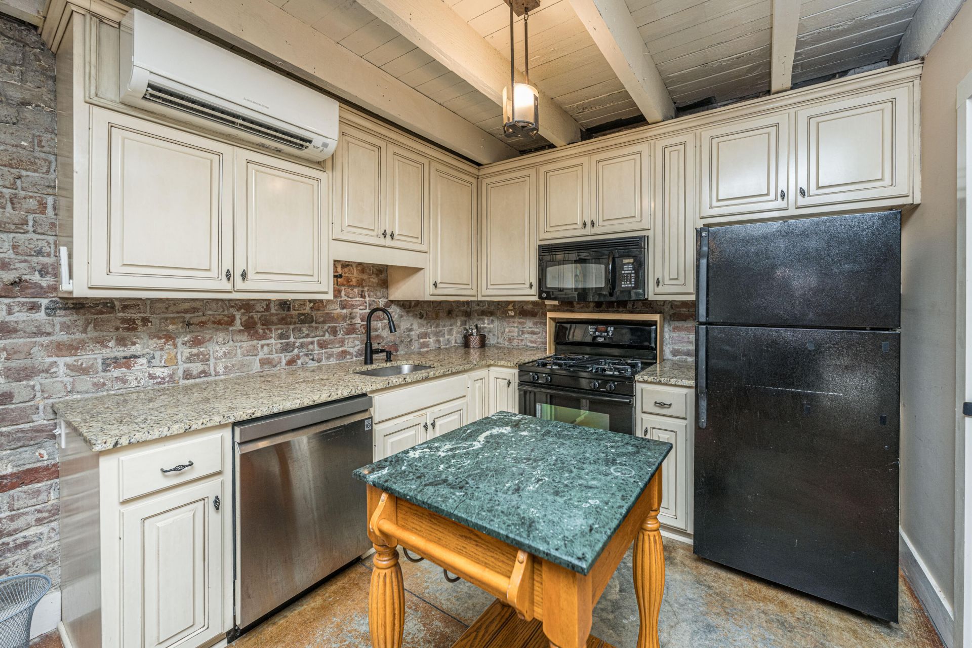 169 Rutledge Avenue Photo 8
