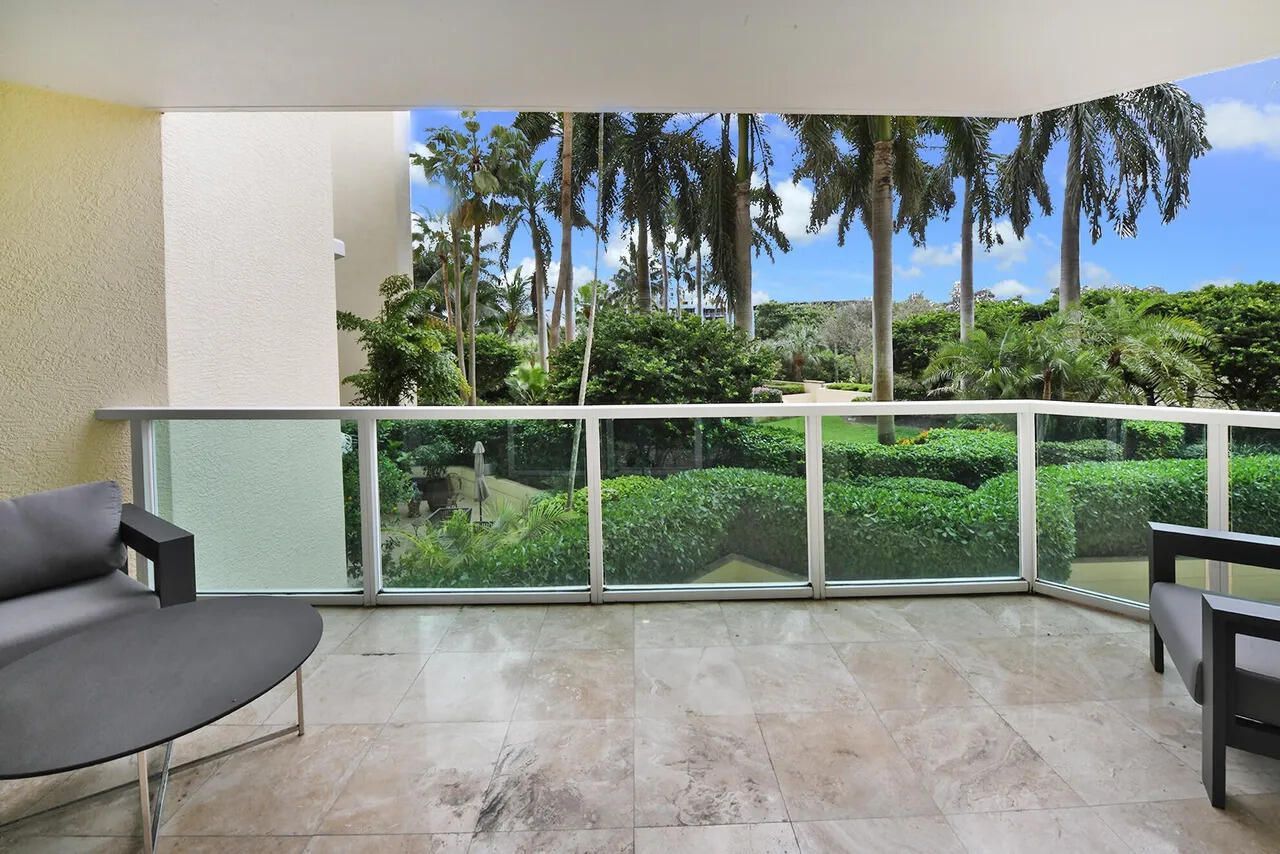 550 SE Mizner Boulevard, Unit B206, Boca Raton, FL 33432 Photo