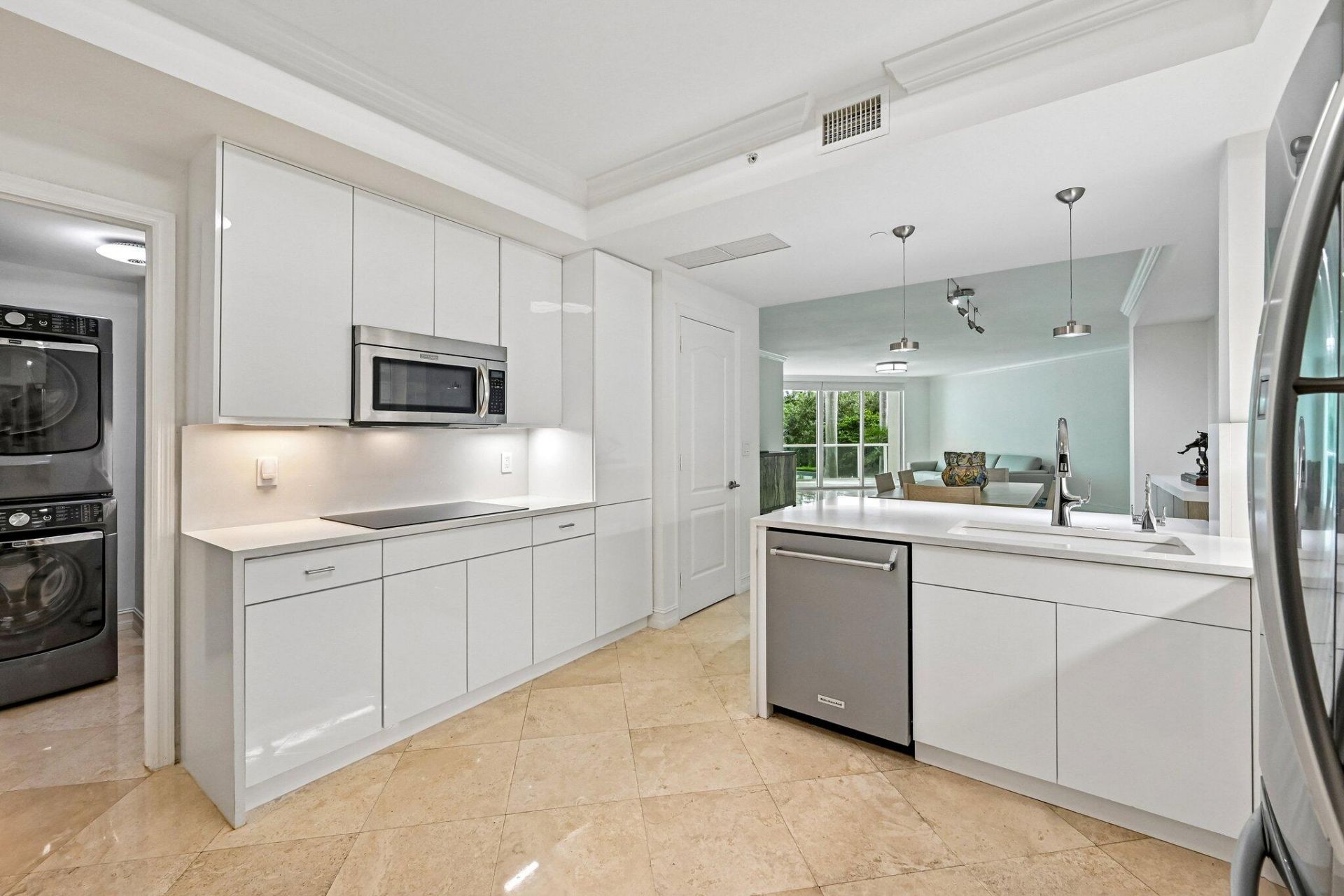 550 SE Mizner Boulevard, Unit B206, Boca Raton, FL 33432 Photo