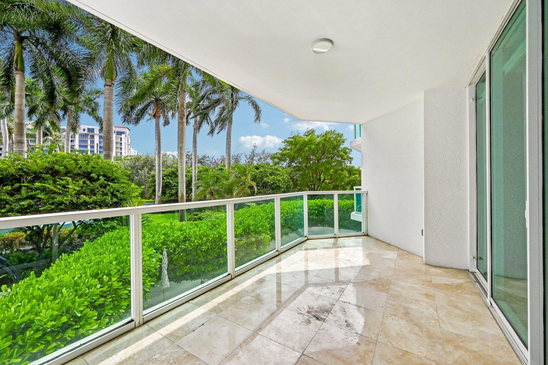 550 SE Mizner Boulevard, Unit B206, Boca Raton, FL 33432 Photo