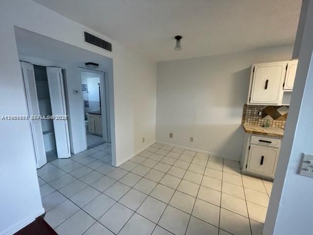 30 SE 4th Ave, Unit 214, Hallandale Beach, FL 33009 Photo