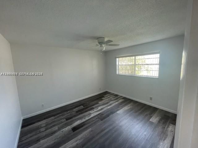 30 SE 4th Ave, Unit 214, Hallandale Beach, FL 33009 Photo