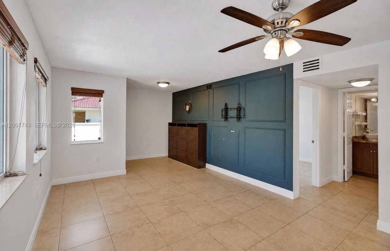 6235 SW 47th Mnr, Unit 204, Davie, FL 33314 Photo
