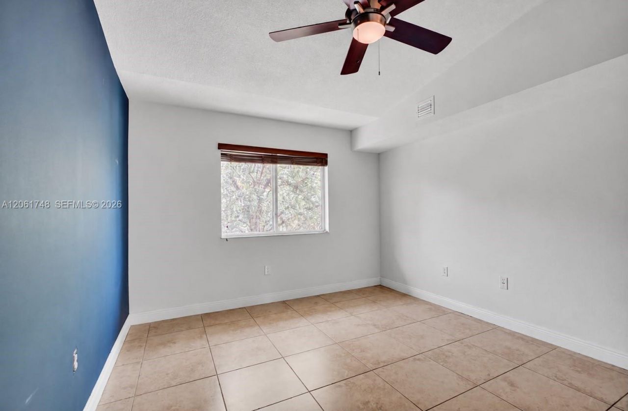 6235 SW 47th Mnr, Unit 204, Davie, FL 33314 Photo