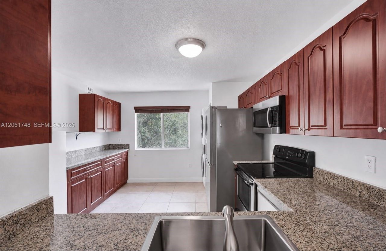 6235 SW 47th Mnr, Unit 204, Davie, FL 33314 Photo