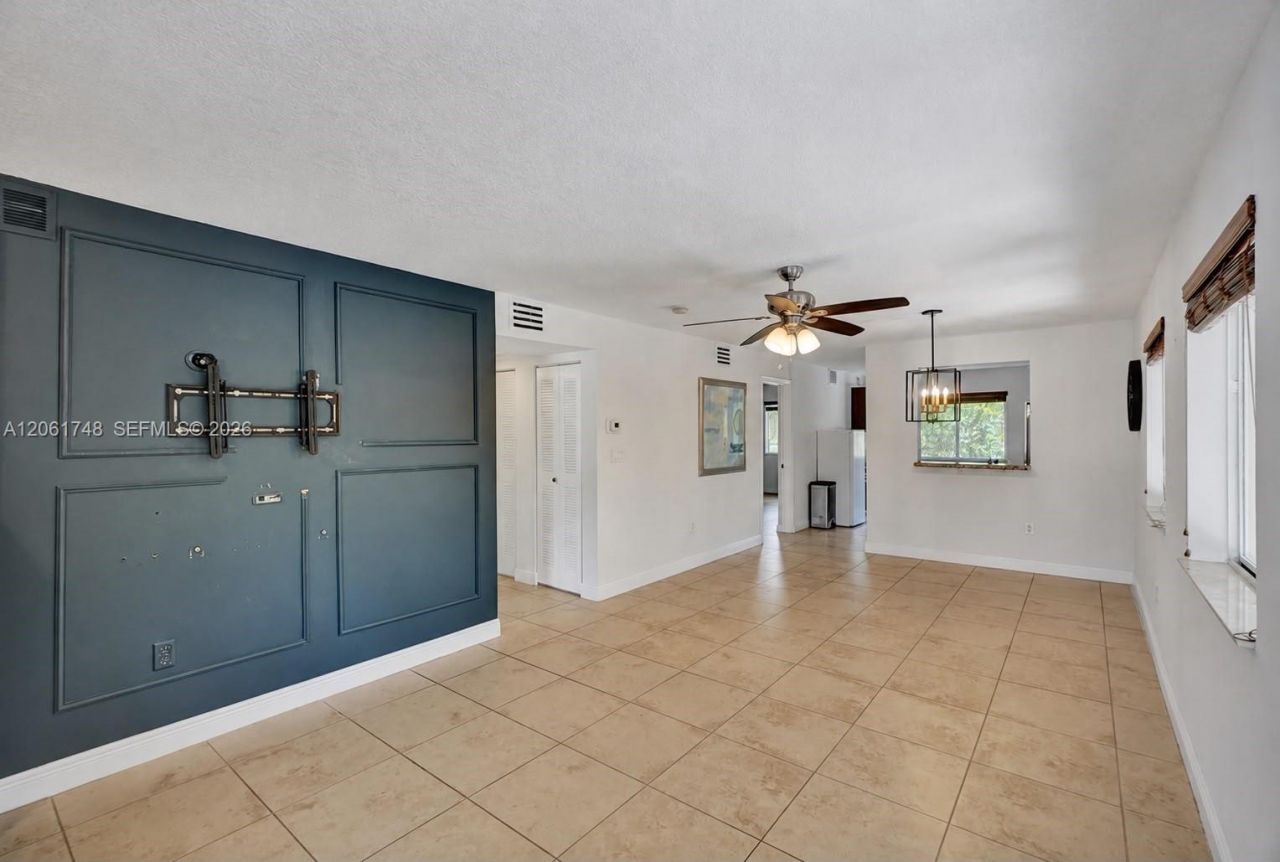 6235 SW 47th Mnr, Unit 204, Davie, FL 33314 Photo