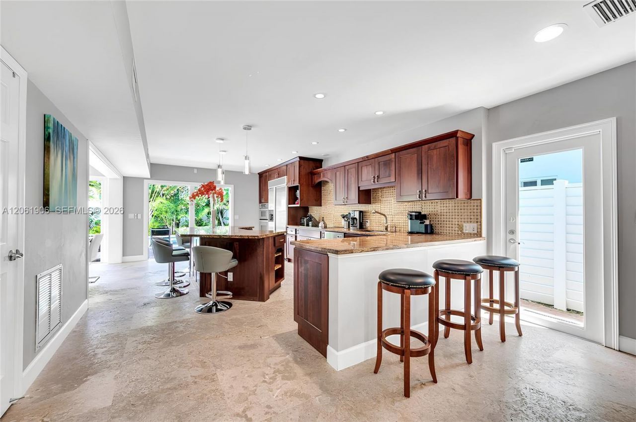 3317 NE 16th Ct, Fort Lauderdale, FL 33305 Photo