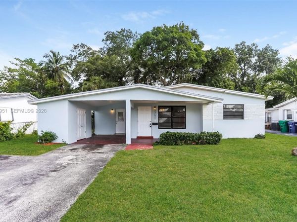 3751 NW 9th Ct, Lauderhill, FL 33311
