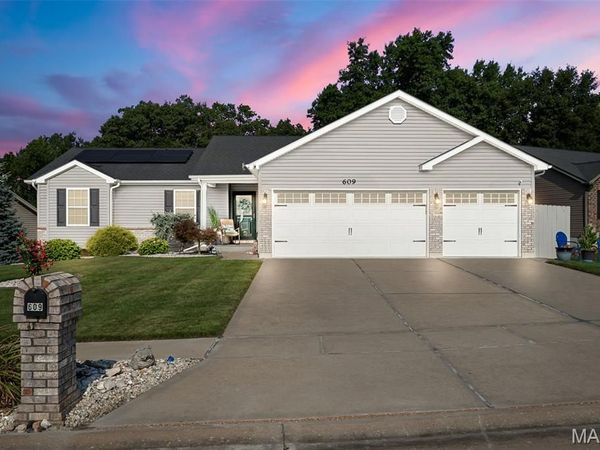 609 Courageous Lane, Wentzville, MO 63385