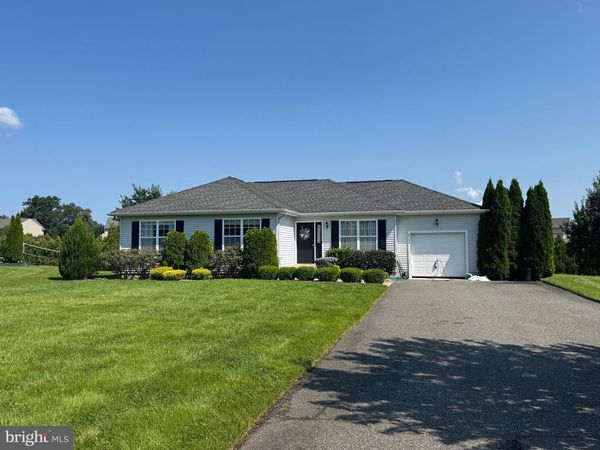 3358 DANTE AVENUE, VINELAND, NJ 08361