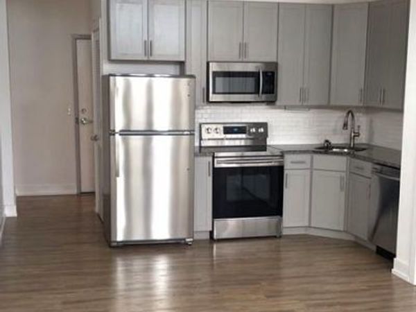 221 W MAIN STREET, UNIT 6, NORRISTOWN, PA 19401