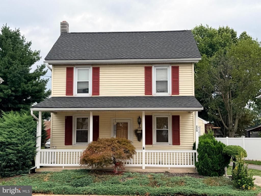 224 E MAIN STREET , TERRE HILL, PA 17581