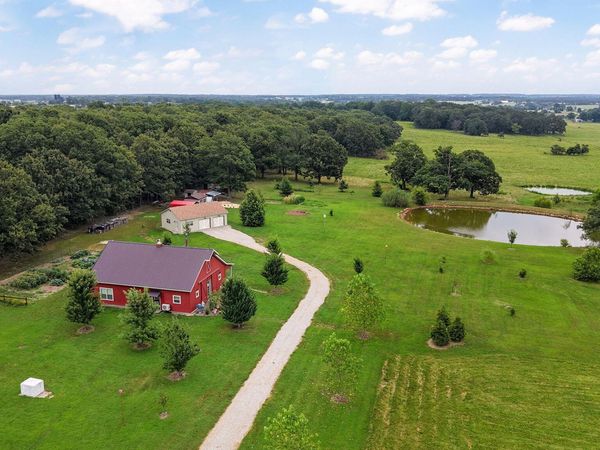 14260 Lawrence 1180 , Aurora, MO 65605