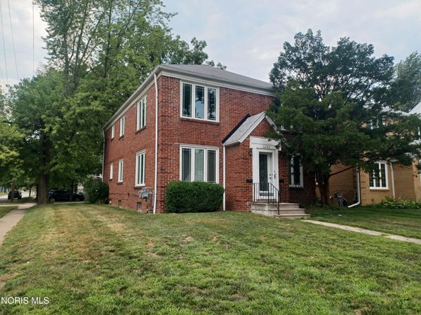 3203 Goddard Road, Toledo, OH 43606