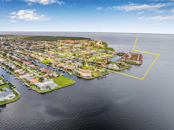 5 TROPICANA DRIVE , PUNTA GORDA, FL 33950