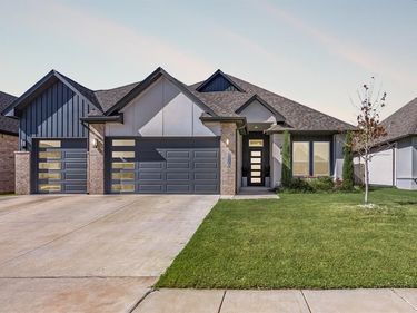 15801 Capri Lane, Edmond, OK 73013