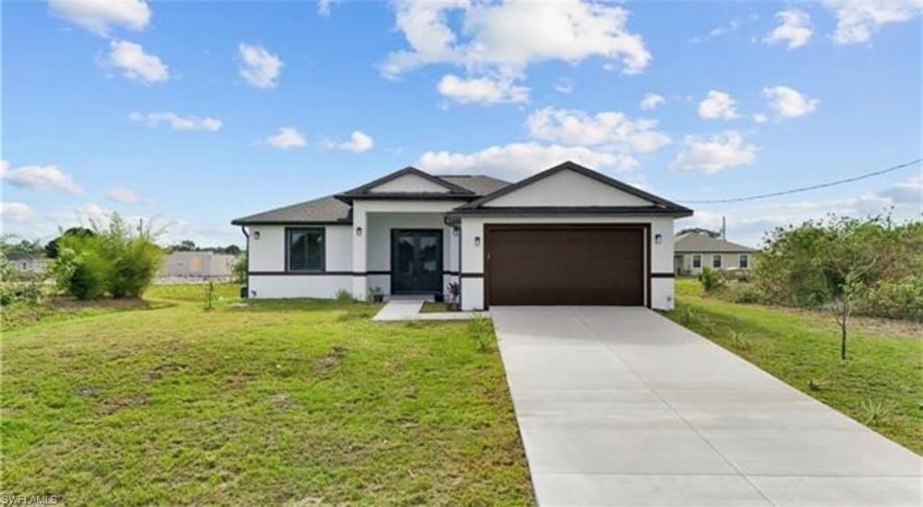 9003 W Crow Cir , Labelle, FL 33935 Main Photo