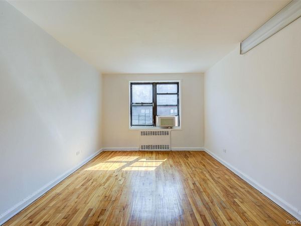 34-20 78th Street, Unit 4J, Jackson Heights, NY 11372