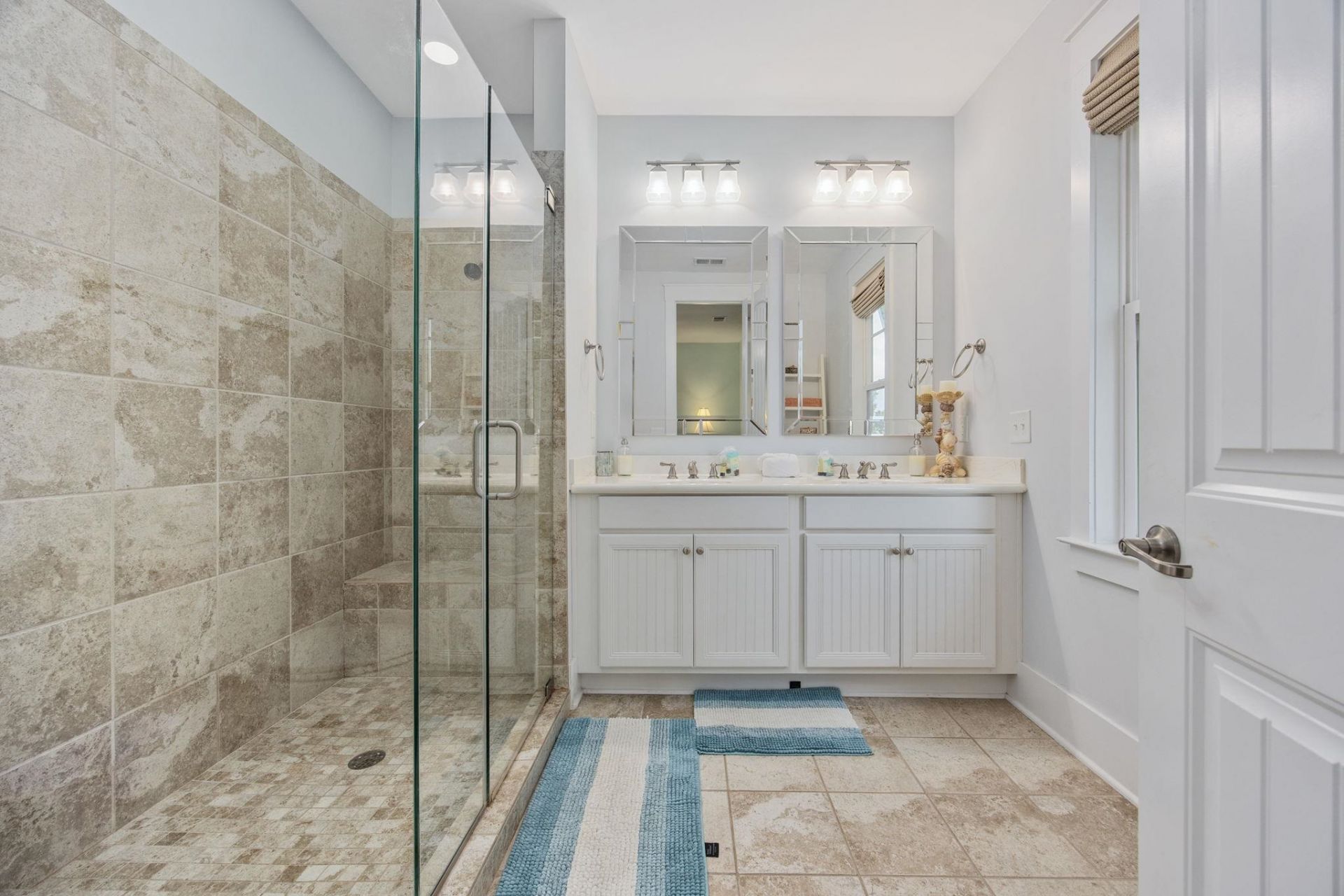 820 Madiera Dr. Photo 18