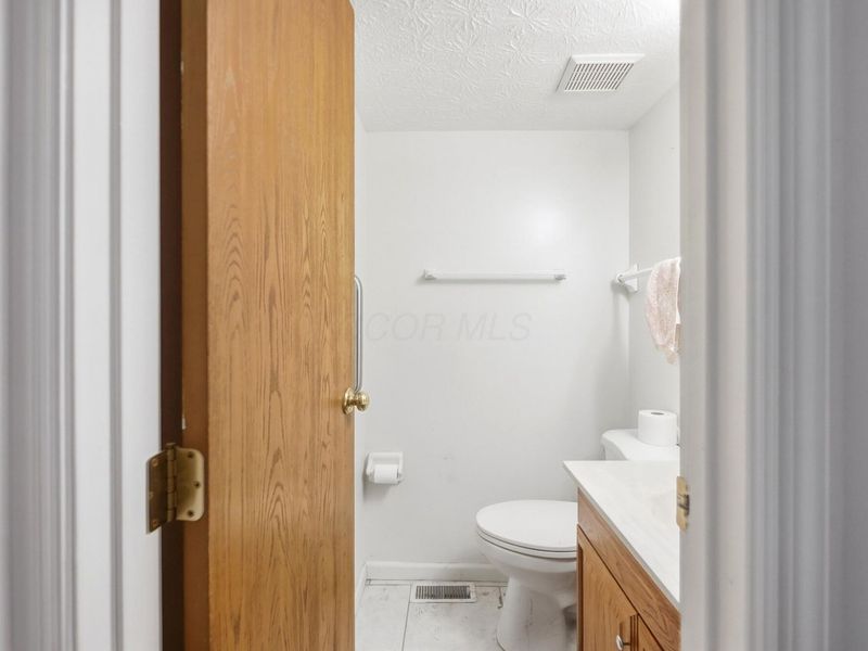 5151 Moonmist Court , Columbus, OH 43228 Photo 18