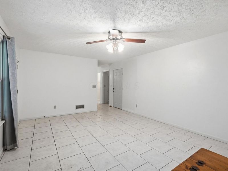 5151 Moonmist Court , Columbus, OH 43228 Photo 6