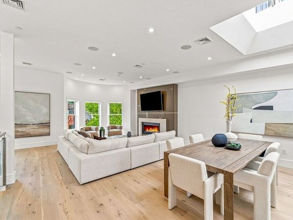 431 Marlborough St, Unit PH, Boston, MA 02115