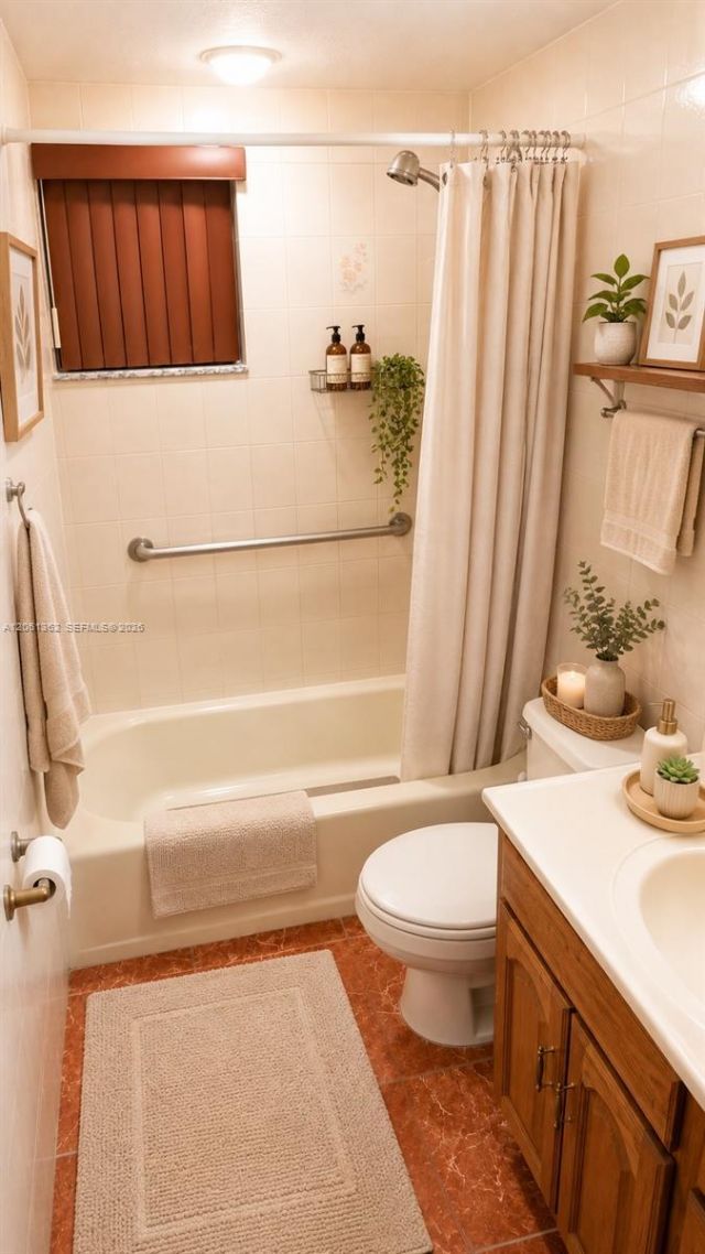 8625 NW 8th St, Unit 215, Miami, FL 33126 Photo