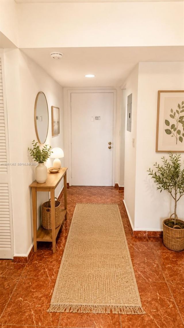 8625 NW 8th St, Unit 215, Miami, FL 33126 Photo