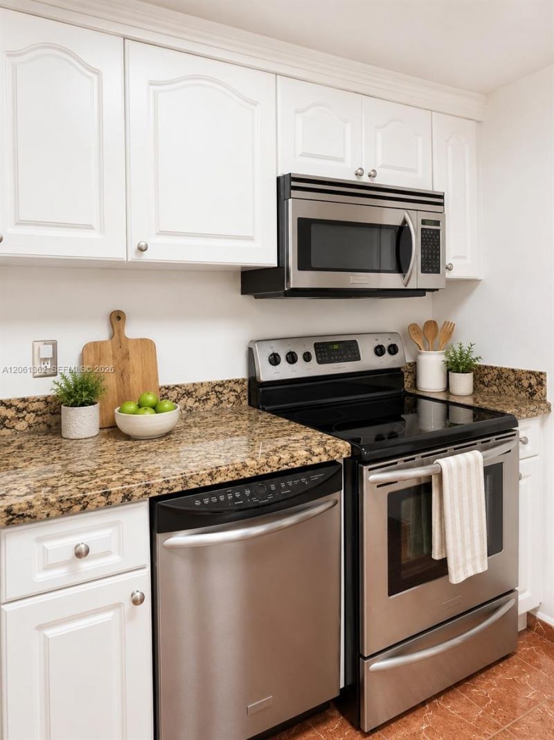 8625 NW 8th St, Unit 215, Miami, FL 33126 Photo