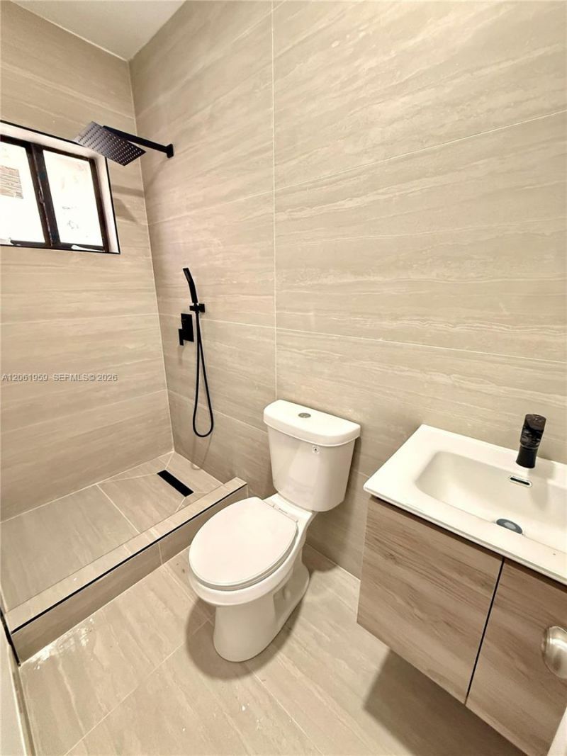 125 SW 19th Ave , Unit 2, Miami, FL 33135 Photo
