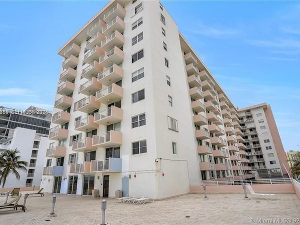 345 Ocean Dr , Unit 302, Miami Beach, FL 33139