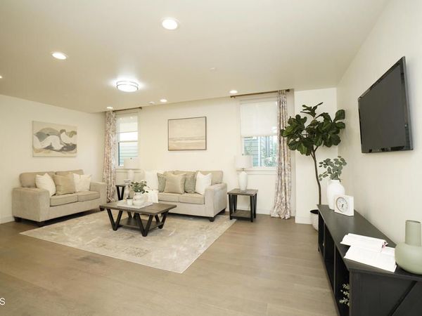 385 S Marengo Avenue, Unit 205, Pasadena, CA 91101