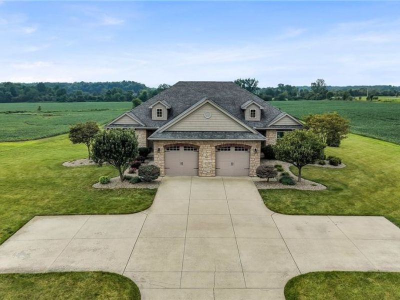 48 County Road 281, Sullivan, OH 44880 Photo 3