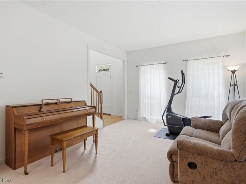 9359 Ashcroft Lane, Twinsburg, OH 44087 Photo 7