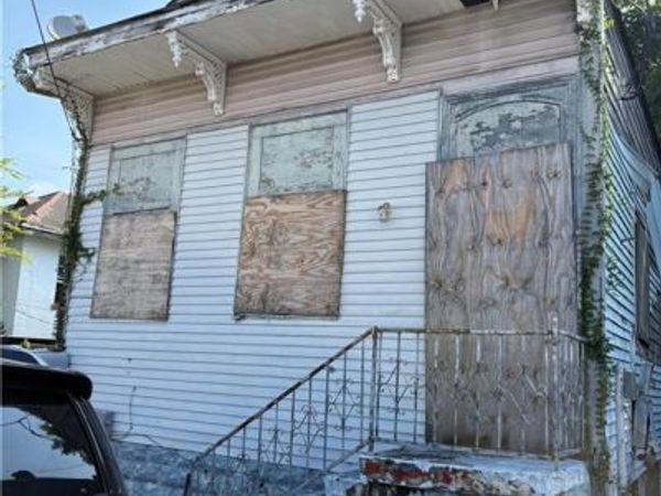 1931 FRENCHMAN Street , New Orleans, LA 70116