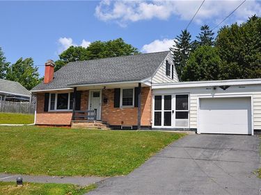 1111 Caleb Avenue , Unit 15, Syracuse, NY 13206