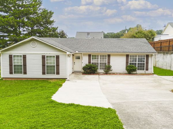 660 Morrow Road, Forest Park, GA 30297
