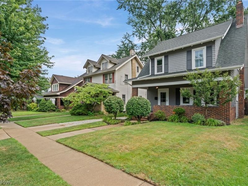 2515 Whitelaw Street, Cuyahoga Falls, OH 44221 Photo 2
