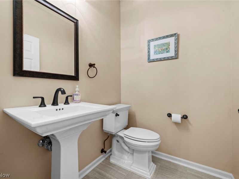 288 Woodhaven Drive, Copley, OH 44321 Photo 8