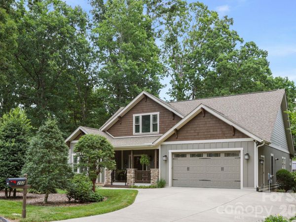 202 Midland Avenue, Black Mountain, NC 28711