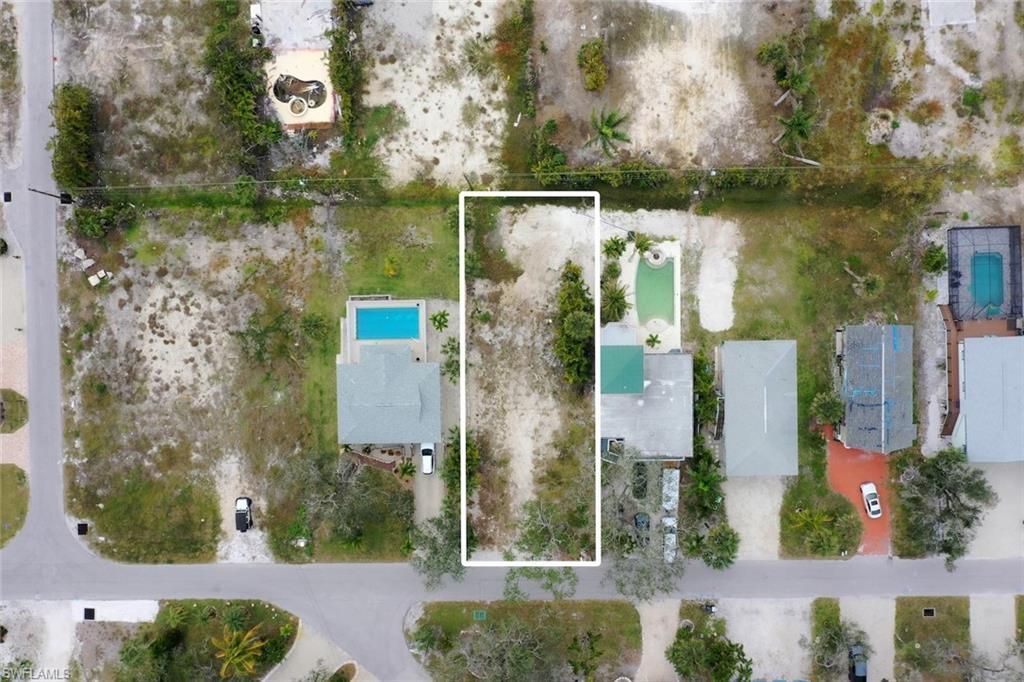 5780 Lauder St, Fort Myers Beach, FL 33931 Photo