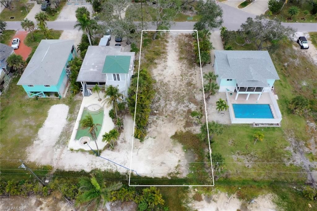 5780 Lauder St, Fort Myers Beach, FL 33931 Photo