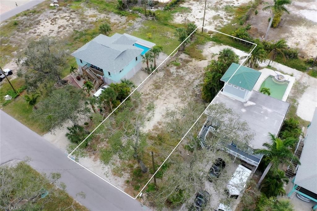 5780 Lauder St, Fort Myers Beach, FL 33931 Photo