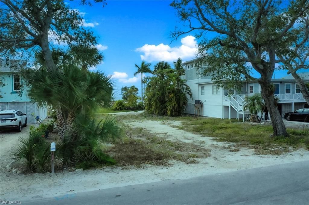 5780 Lauder St, Fort Myers Beach, FL 33931 Photo