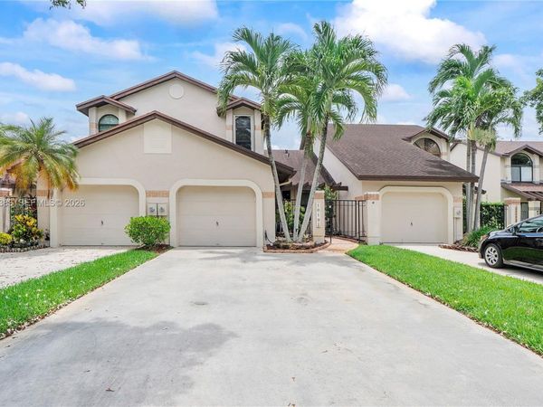 10191 SW 137th Pl , Miami, FL 33186