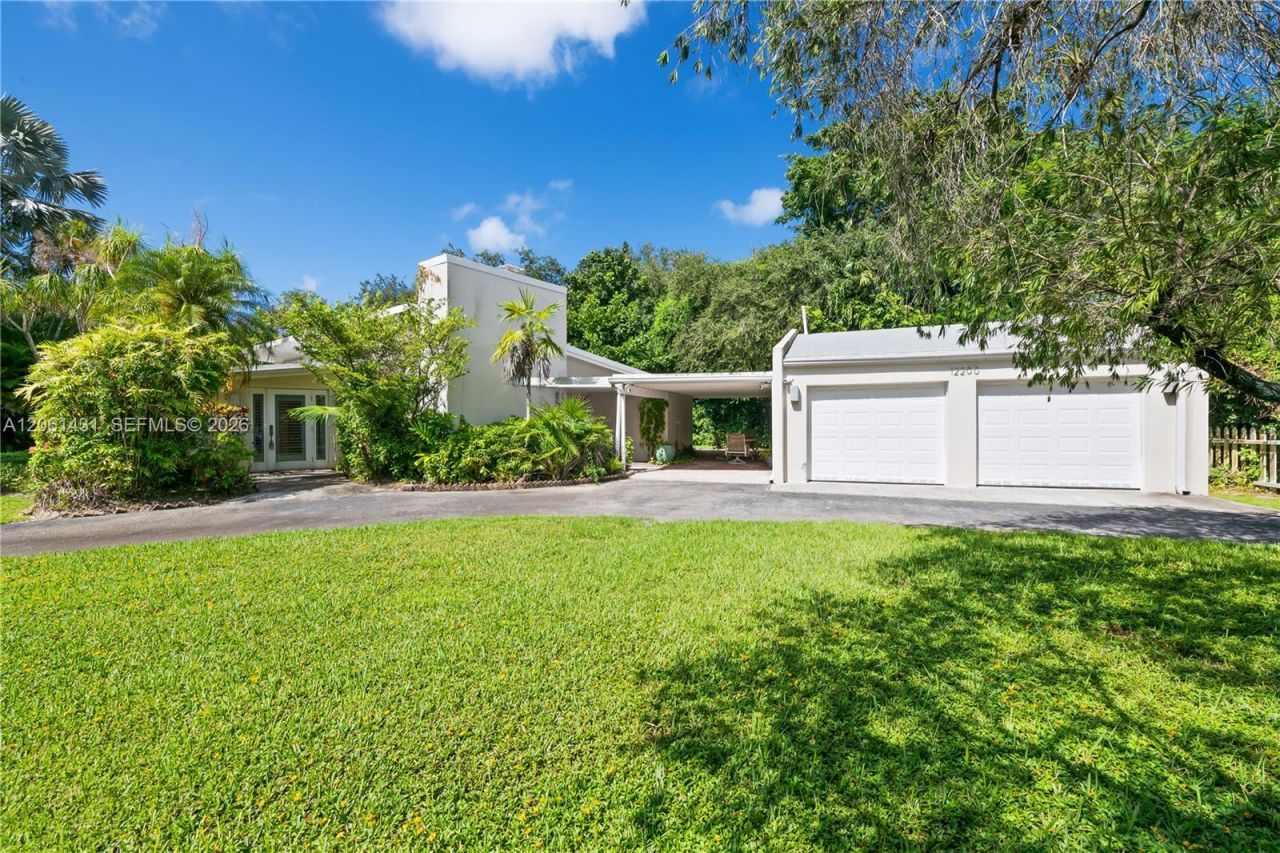 12200 SW 74th Ct, Pinecrest, FL 33156 Main Photo